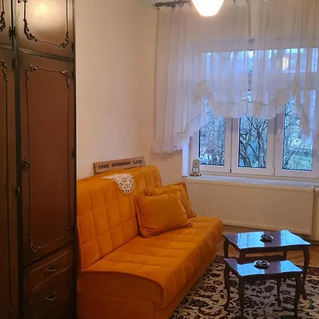 Live Bosnian Life * Sarajevo