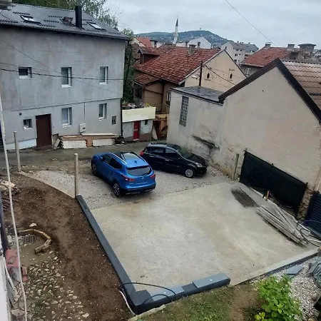 Live Bosnian Life *